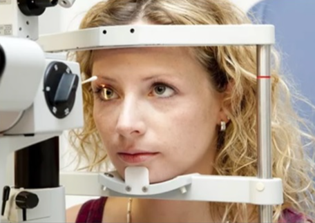 Applications of Fiber AOMs in Ophthalmology OCT