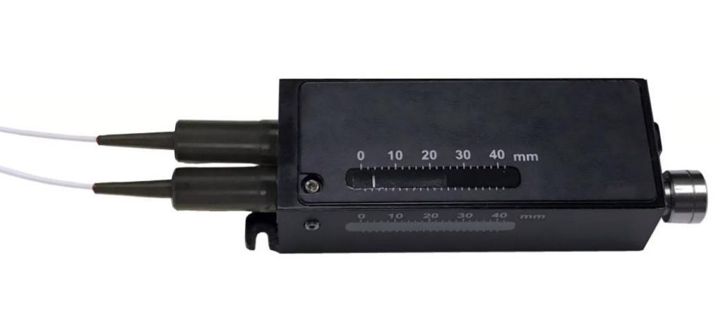 manual adjustable optical delay line